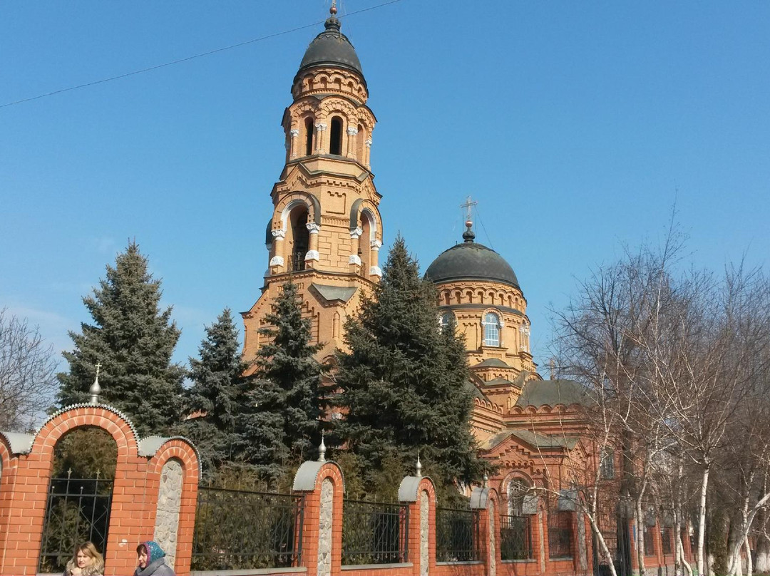 Nesterenky旅游景点-Ozeryanska Church
