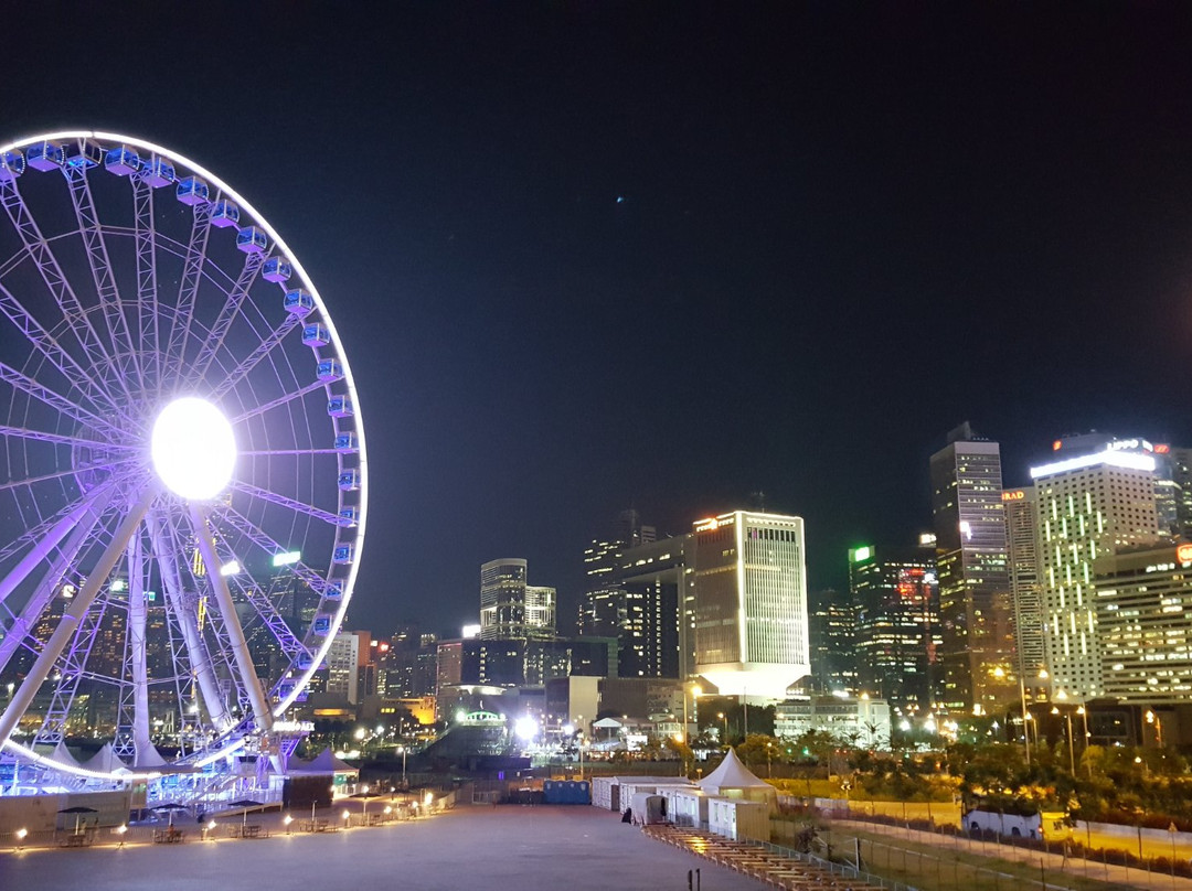 中环海滨摩天轮-香港必去景点