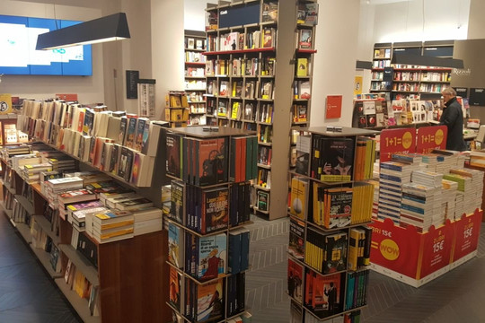 Rizzoli Galleria-米兰必去景点