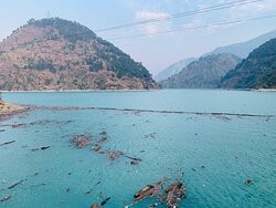 Chamera Lake景点图片