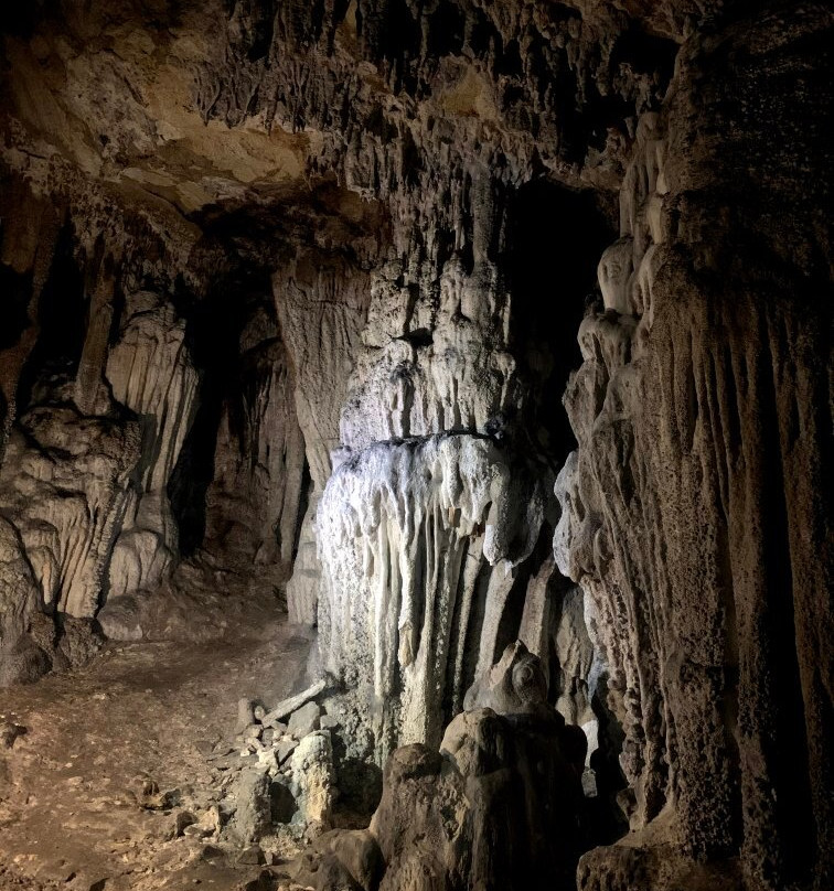 Nadarska cave-Mogilitsa必去景点