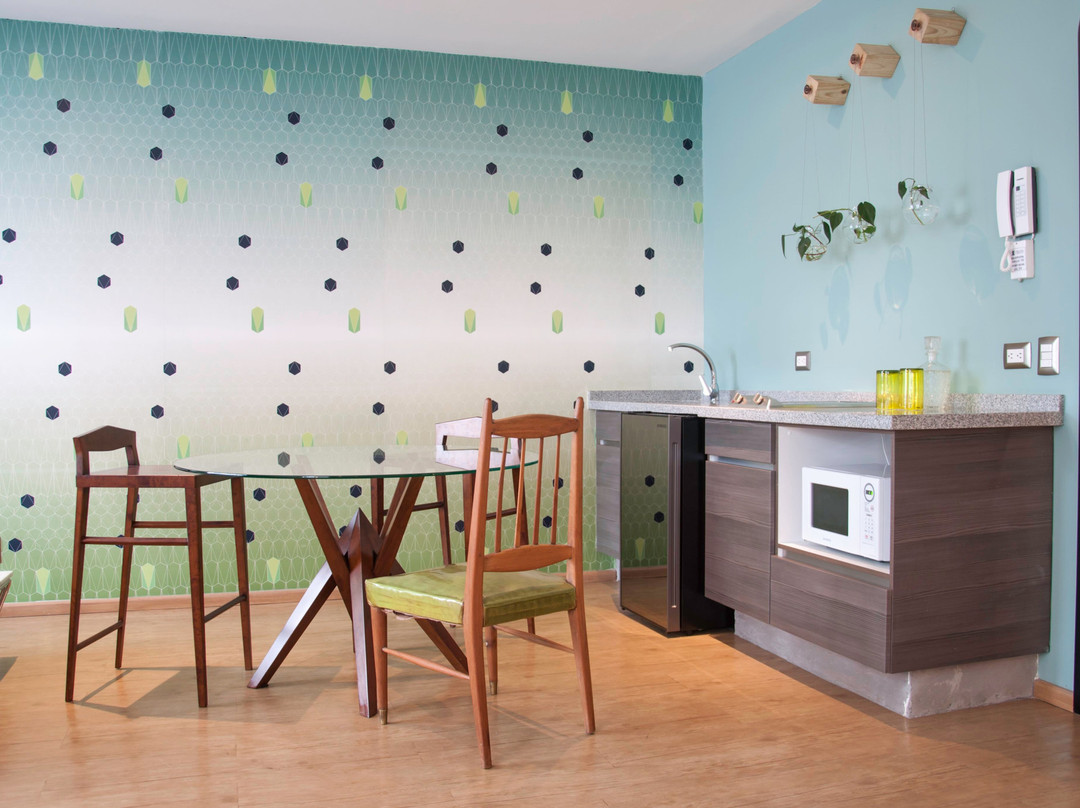 Pug Seal Allan Poe Suites