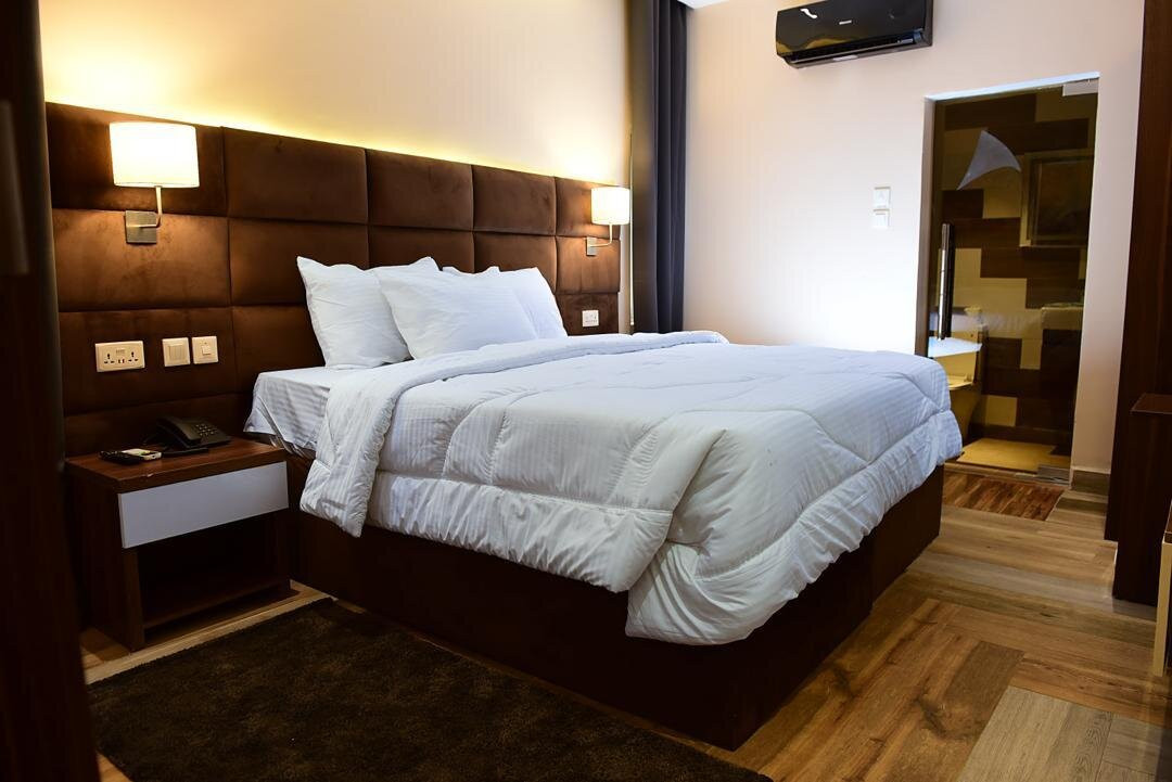 Mainstay Apartment & Suites