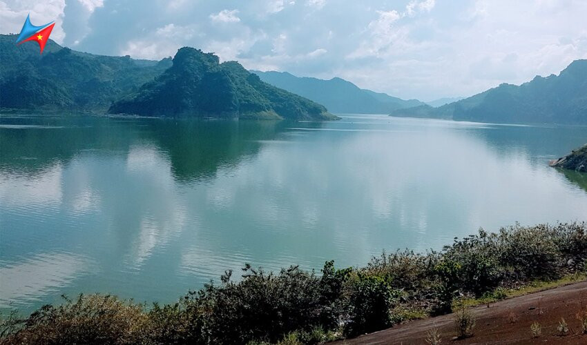 Hoa Binh Lake-Hoa Binh必去景点