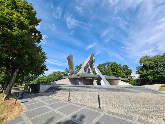 Poznan Army Monument-波兹南必去景点
