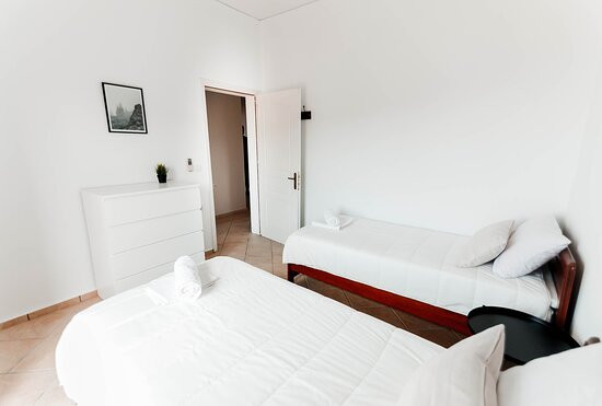 Evgenias Sea View Apartments主图