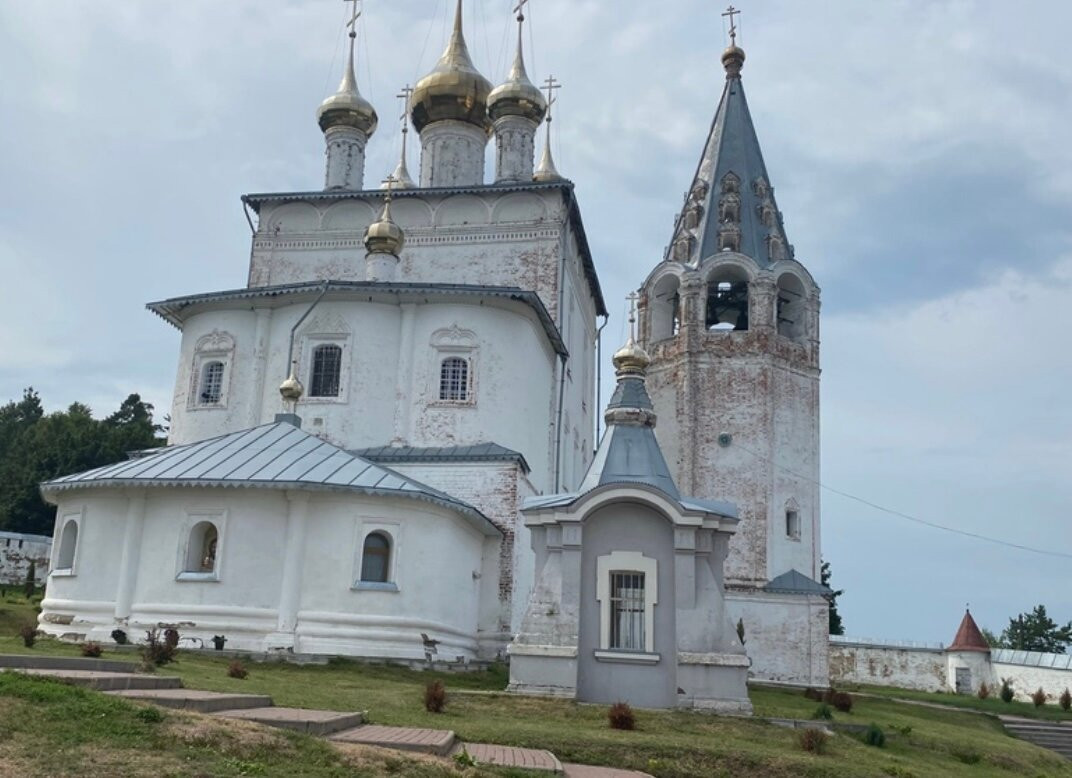 Trinity-Nikolsky Cathedral景点图片