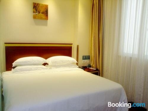 格林豪泰连云港灌云振兴花园快捷酒店