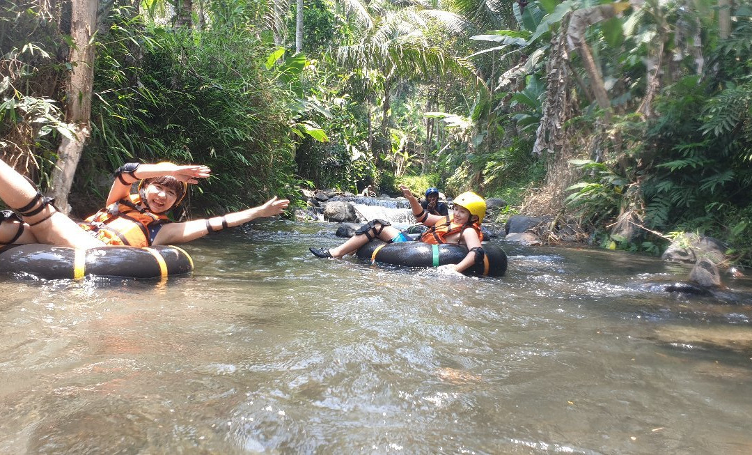 Little Ubud River Tubing景点图片
