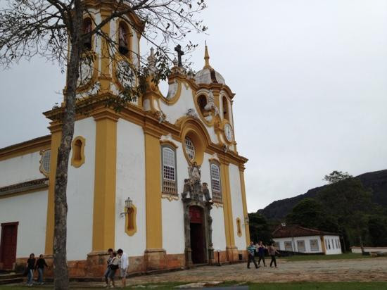 Igreja Matriz De Santo Antônio-蒂拉登特斯必去景点