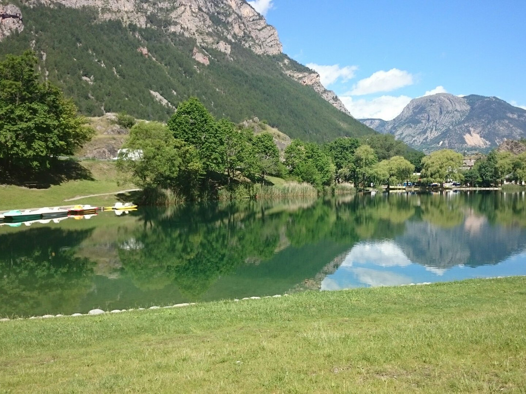 Lac de la Roche-de-Rame景点图片