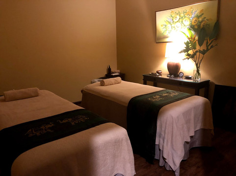 Natural Palm Day Spa