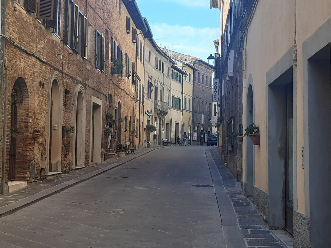 Piazza Gramsci景点图片