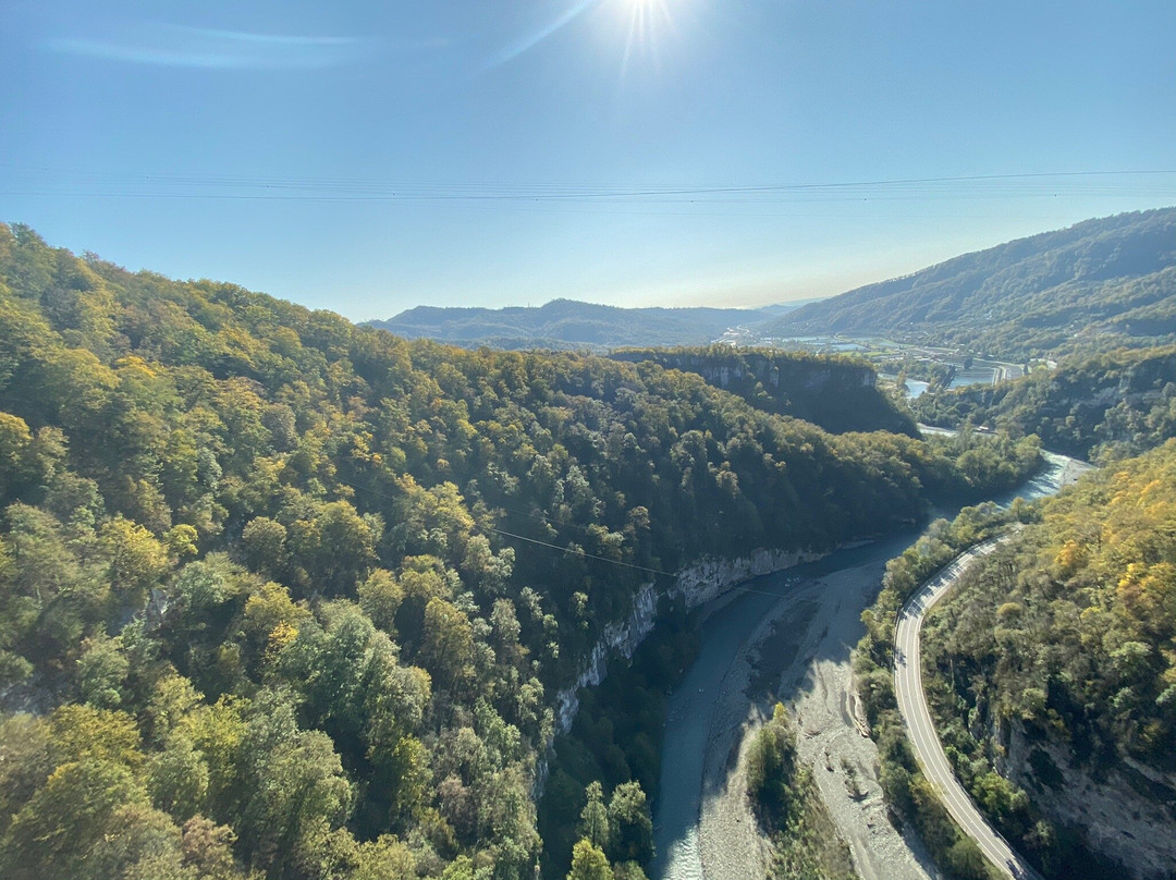Akhshtyrskoe Gorge-Kazachiy Brod必去景点