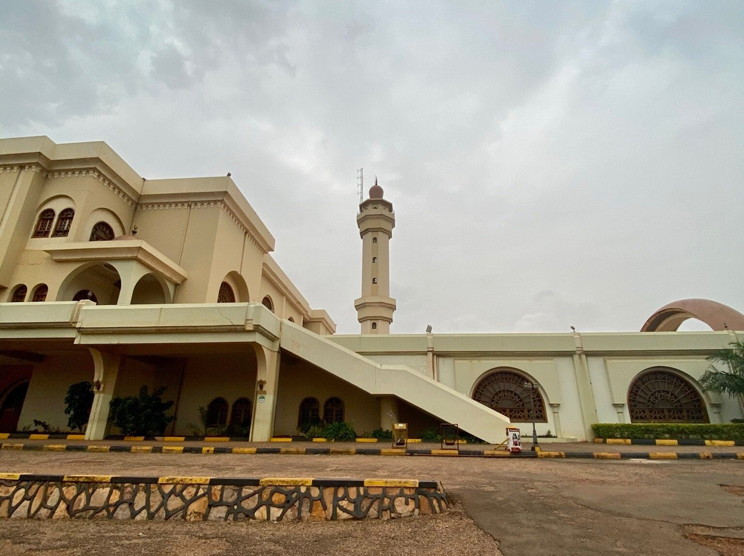 Gaddafi National Mosque-坎帕拉必去景点