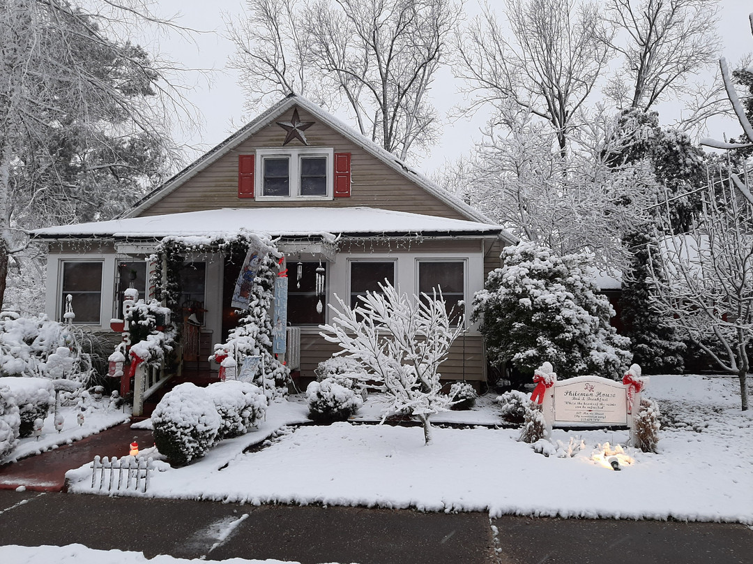 Philemon House Bed & Breakfast