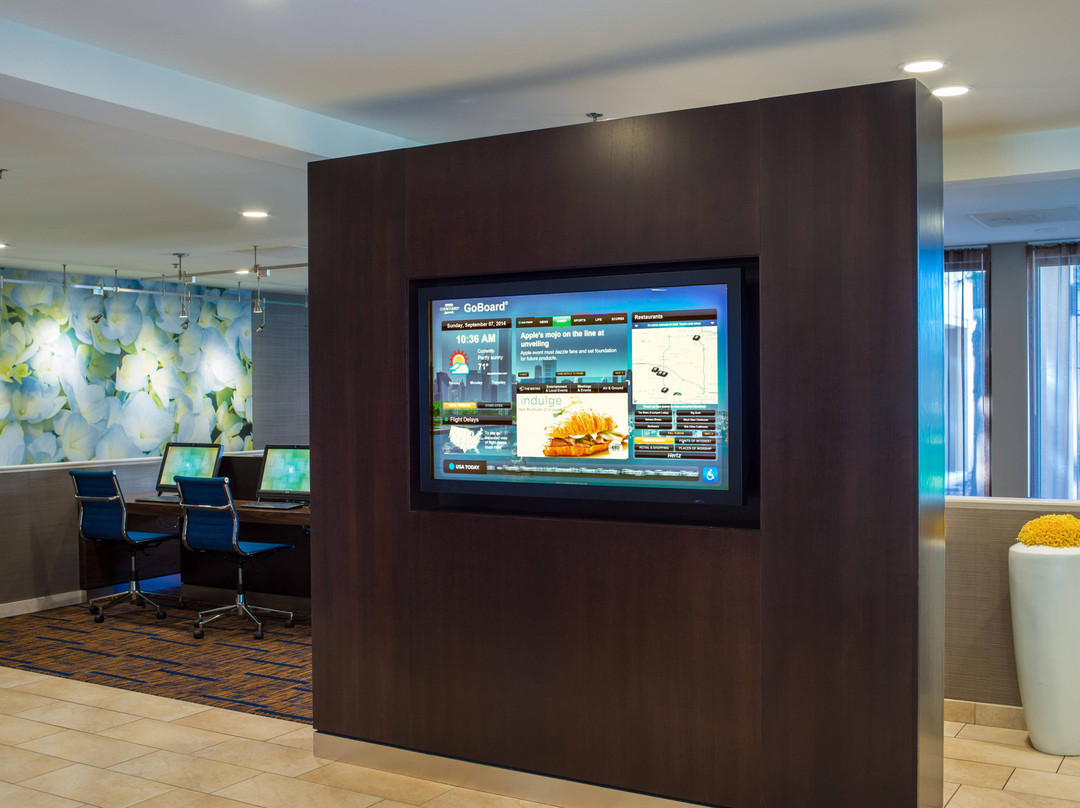 Courtyard by Marriott Chicago Wood Dale/Itasca主图