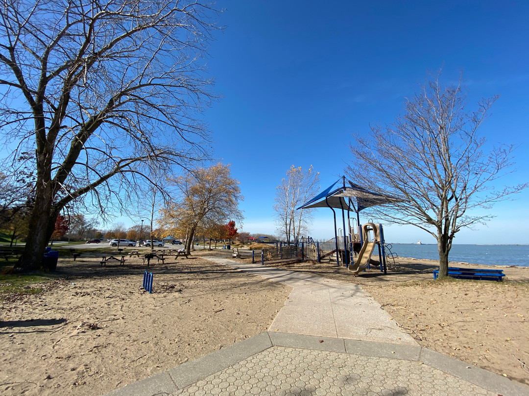 Fairport Harbor Lakefront Park Beach景点图片