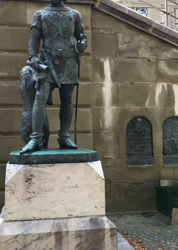 Zähringerdenkmal monument-伯尔尼必去景点