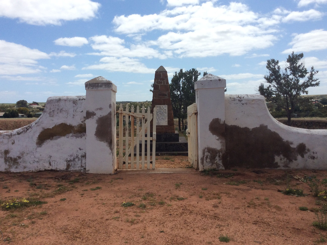 Gwalla Church Ruins & Cemetery-Northampton必去景点