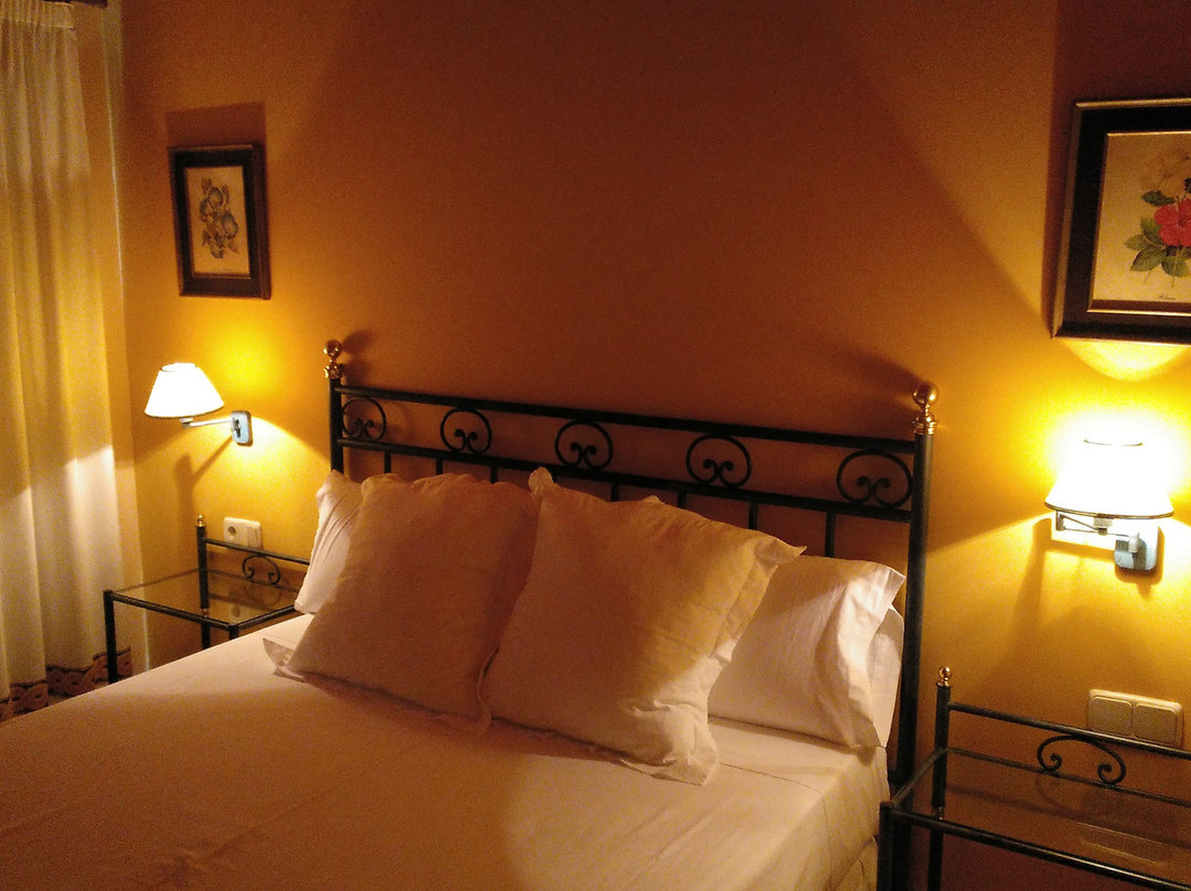 乡间小屋酒店主图