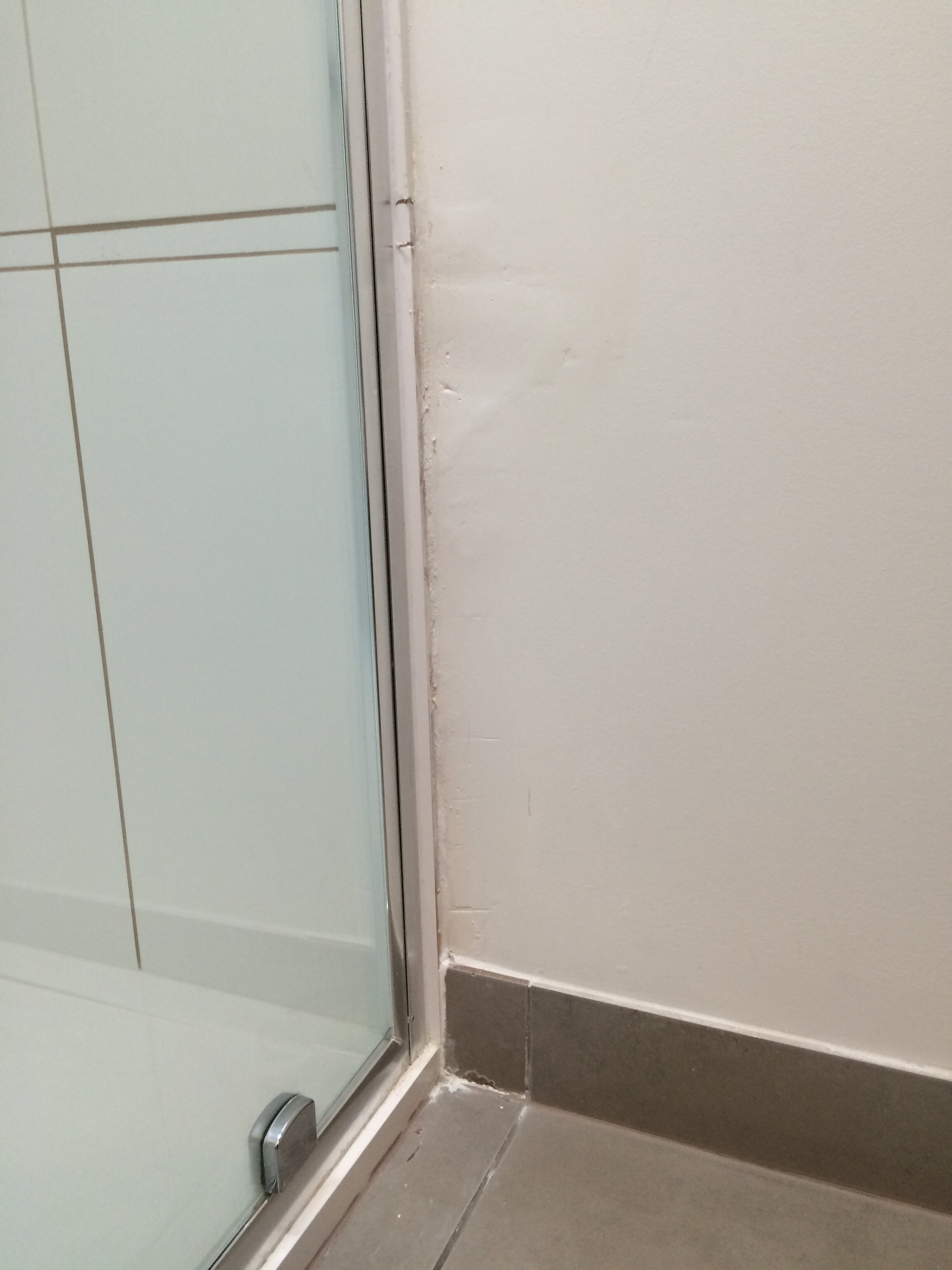 达博探索服务酒店-浴室