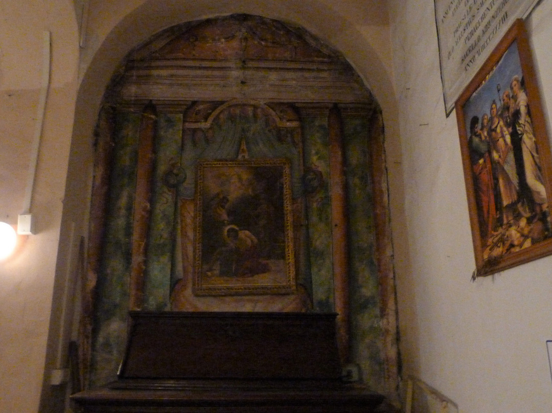 Chiesa dei Morti-Urbania必去景点