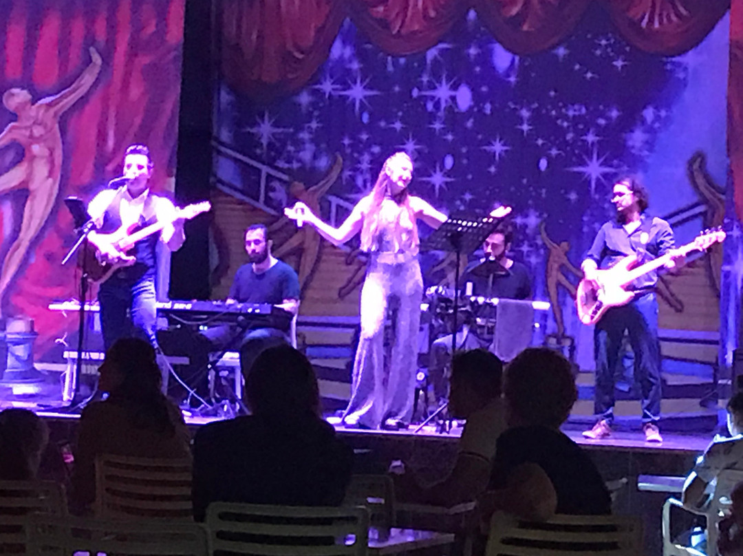 Mary Hotels Side主图