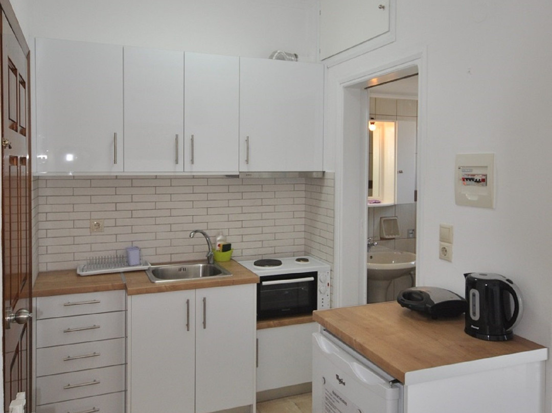 Katrina Studios & Apartments主图