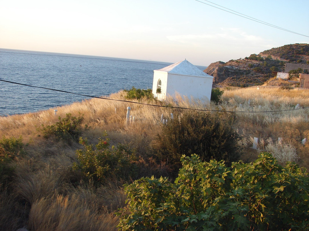 Latif Baba Türbesi-Babakale必去景点