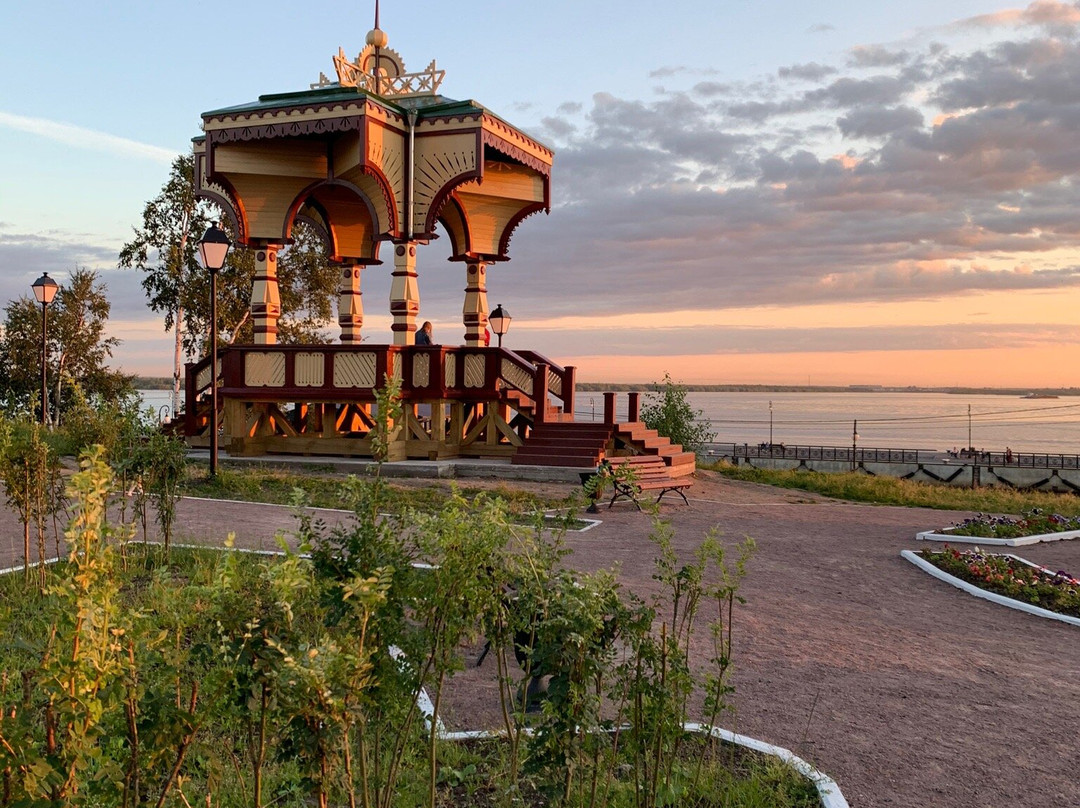 Severnaya Dvina Embankment景点图片