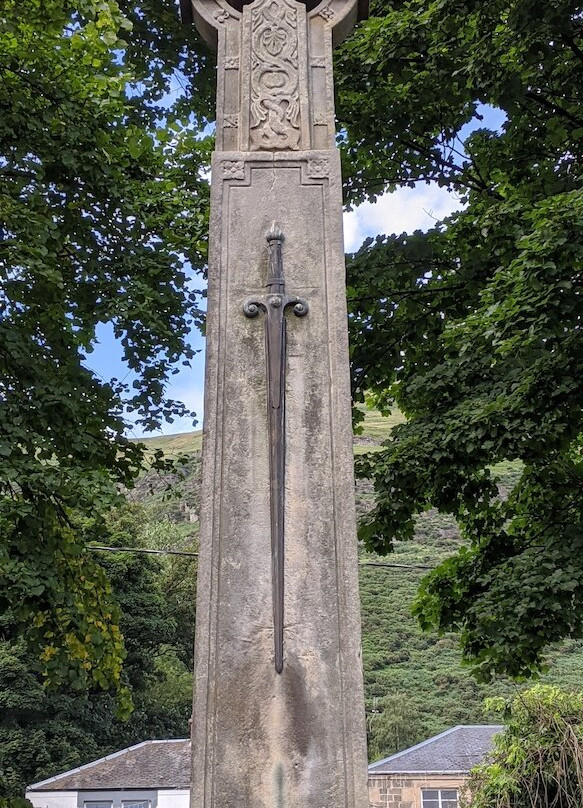 Alva War Memorial-Alva必去景点