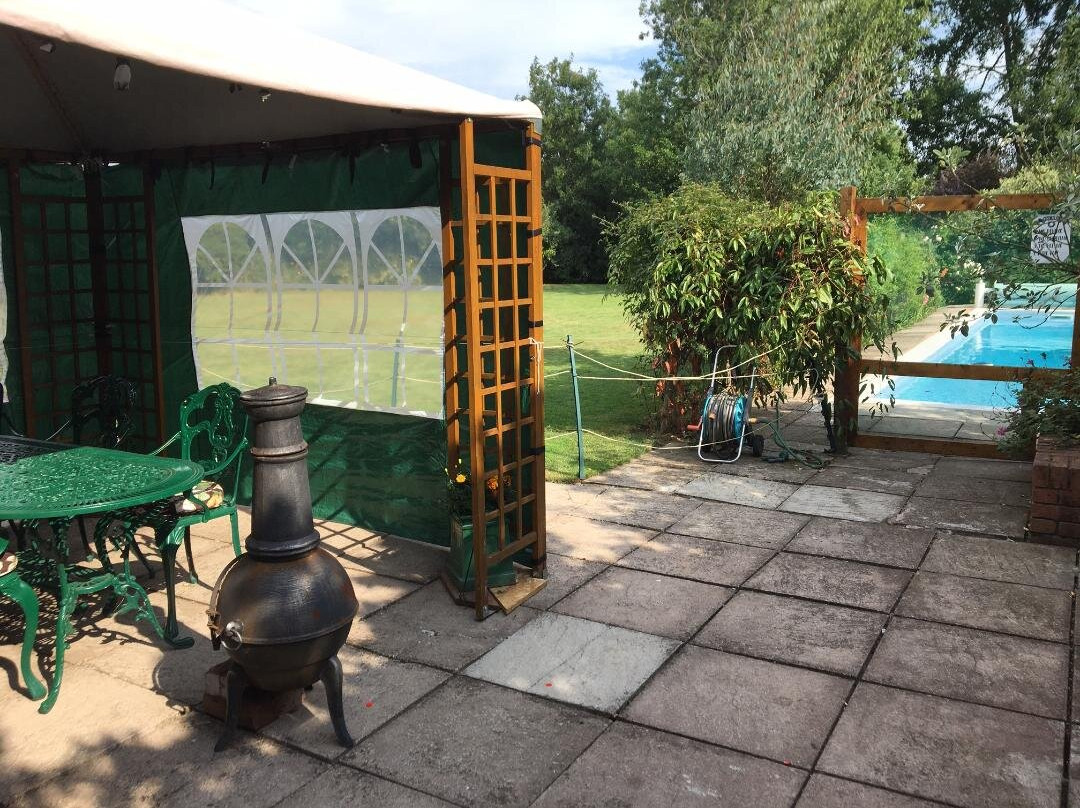 Castle Farmhouse Bed and Breakfast主图