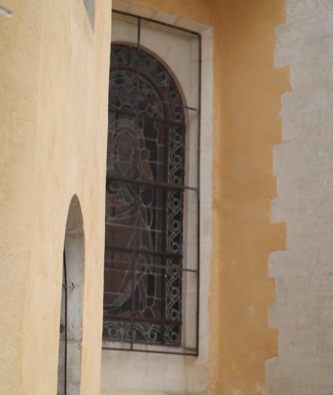 Eglise Saints-Pierre-et-Paul-Givry必去景点