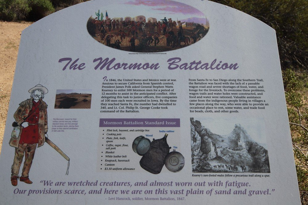 Painted Rock Petroglyph Site-Gila Bend必去景点