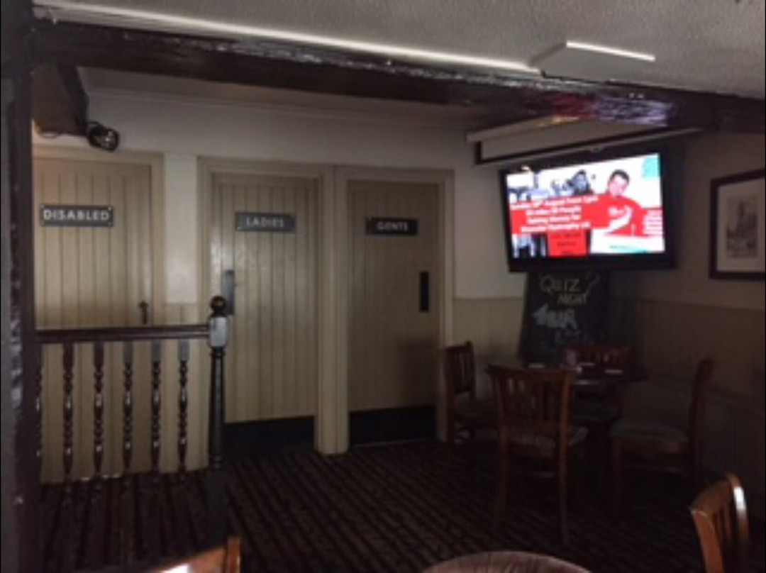 The Aristocrat Public House-艾尔斯伯里必去景点