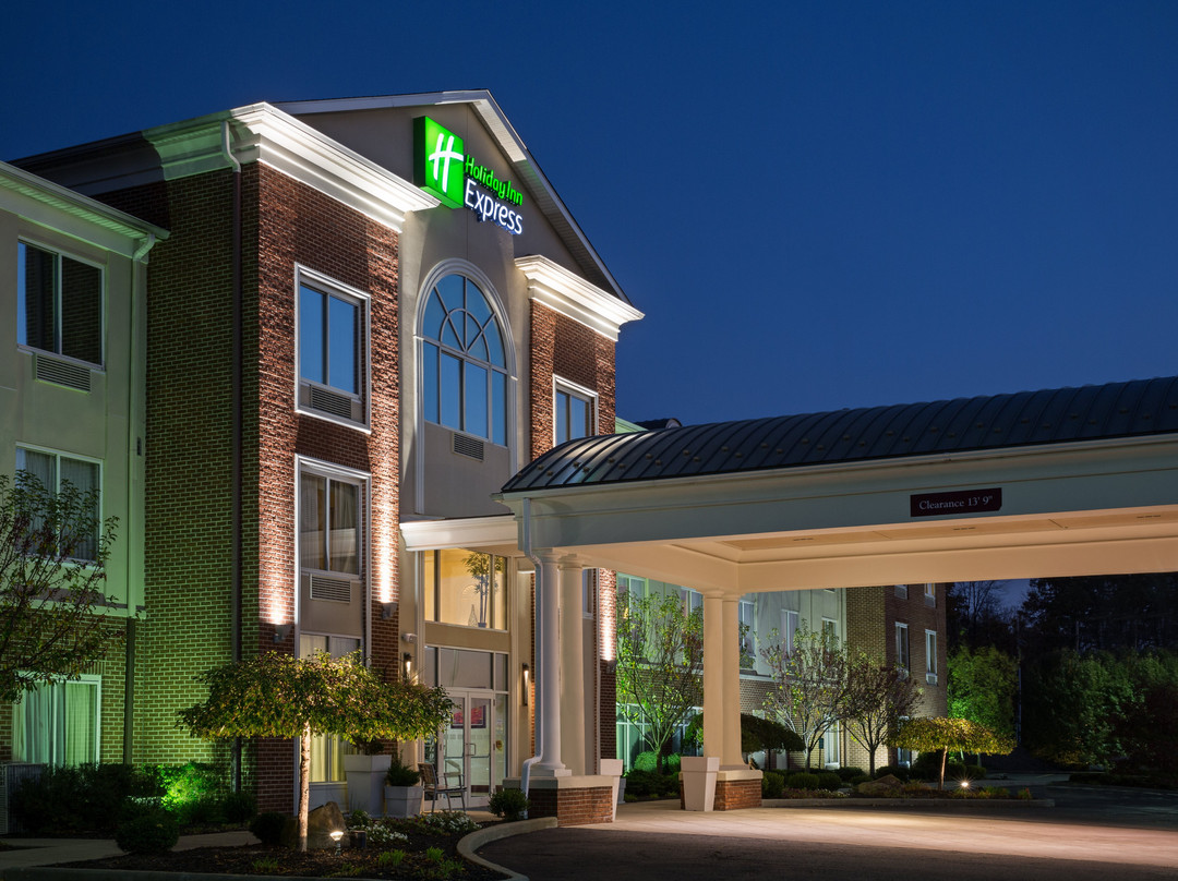 Holiday Inn Express & Suites Youngstown N (warren/niles) By IHG主图