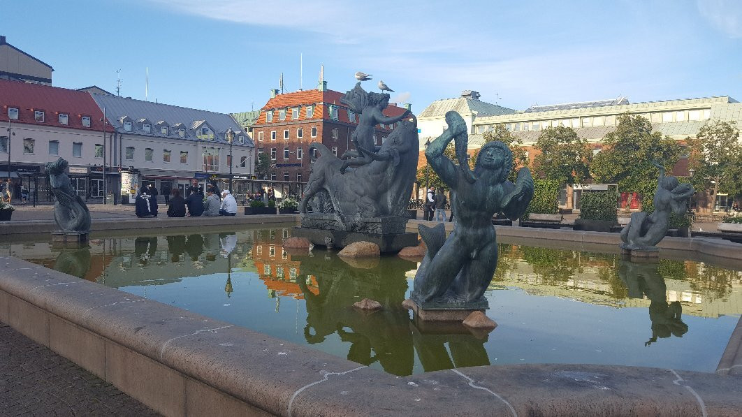 Europe And The Bull-哈姆斯塔德必去景点