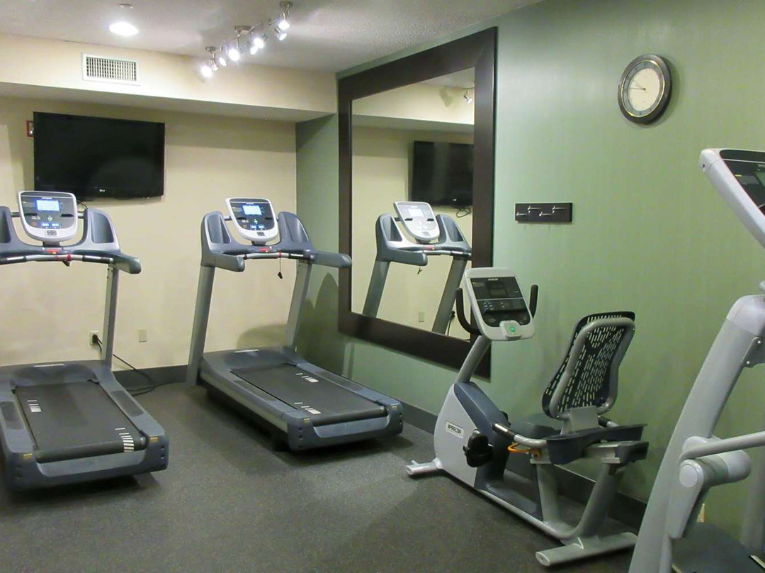 昆西希尔顿恒庭酒店主图