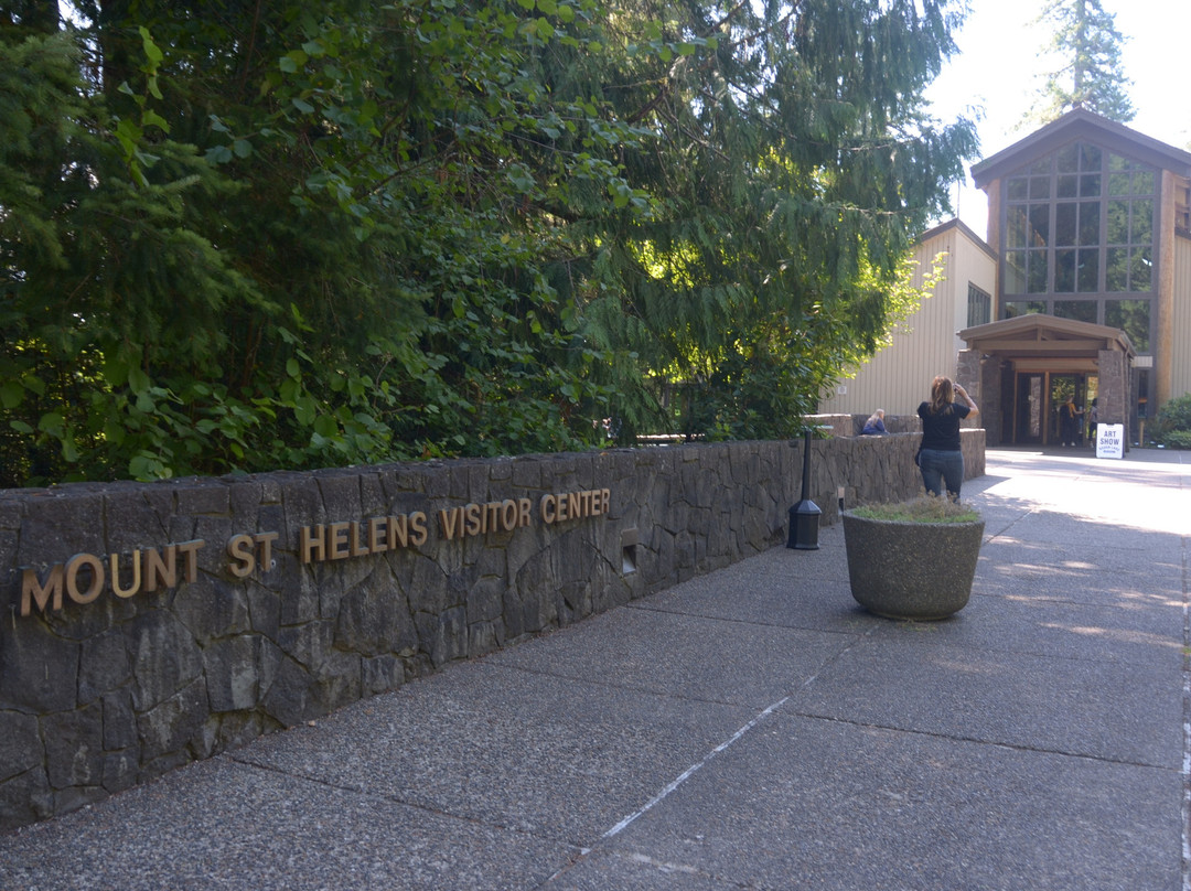 St. Helens Visitors Center景点图片
