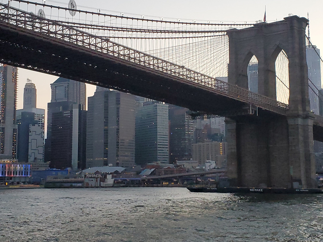 Skyline Cruises-法拉盛必去景点