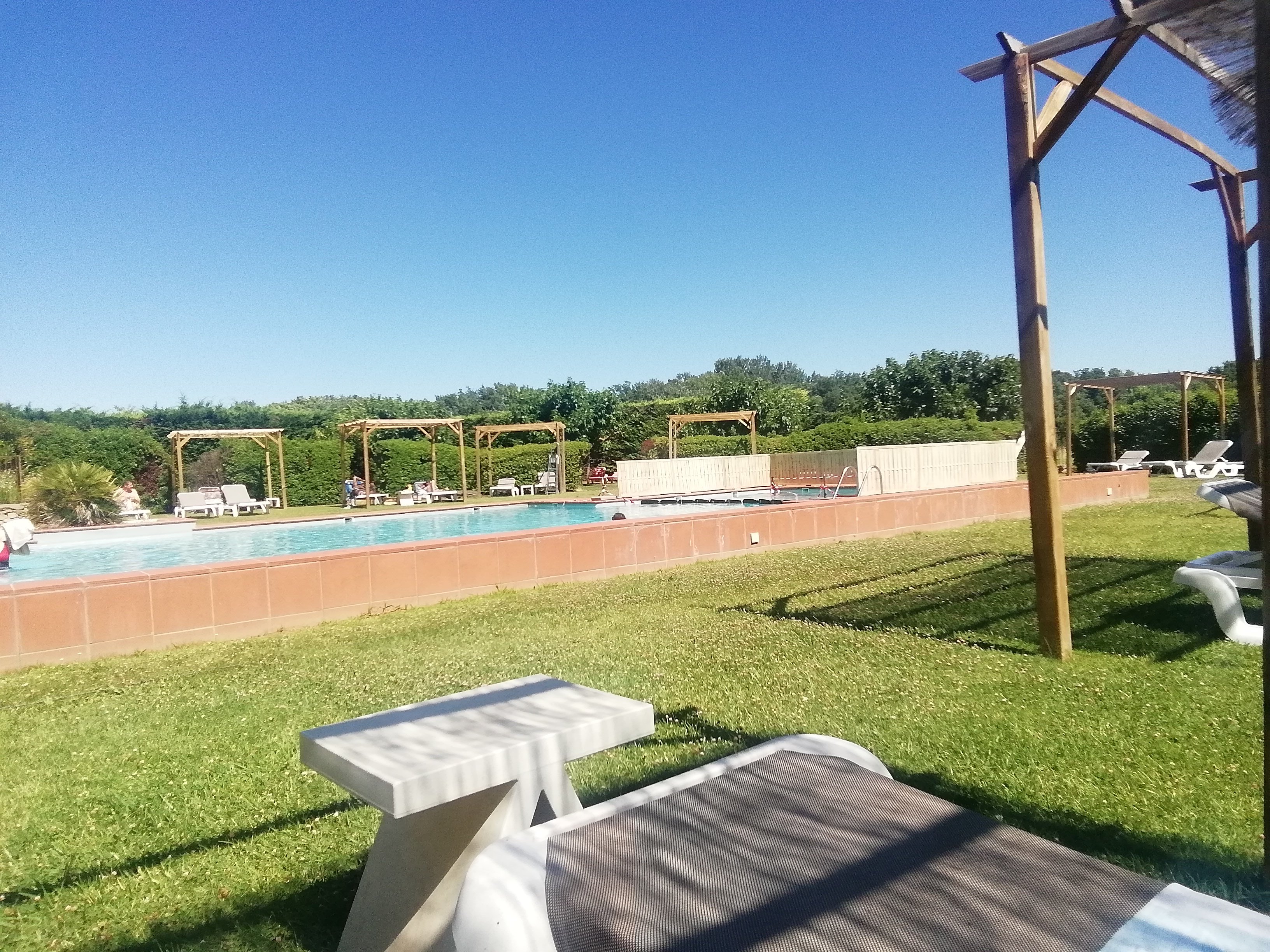 Mercure Aix en Provence Sainte Victoire-泳池