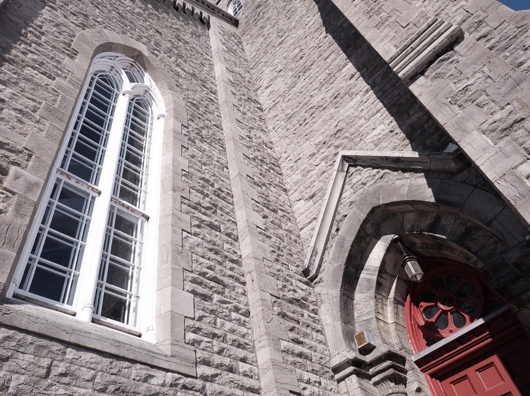 Église catholique Saint-Joachim-Pointe Claire必去景点