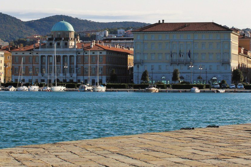 Palazzo del Hotel De La Ville-的里雅斯特必去景点