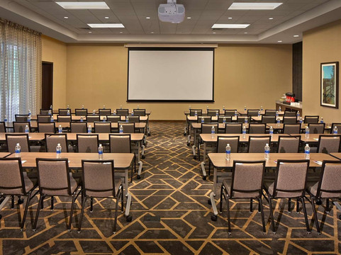 教堂山南村凯悦嘉轩酒店主图