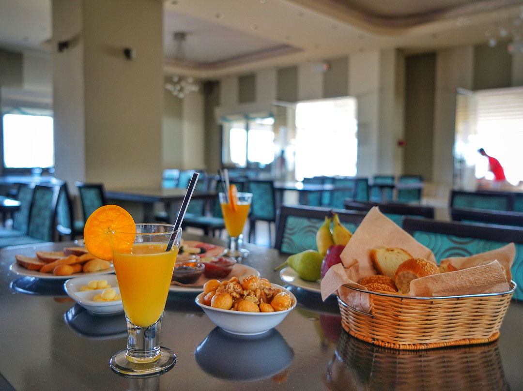 Kokoni Beach Hotel主图