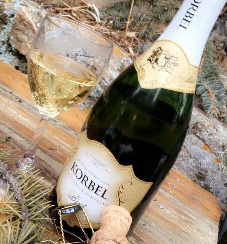 Alpen Way Chalet Mountain Lodge主图