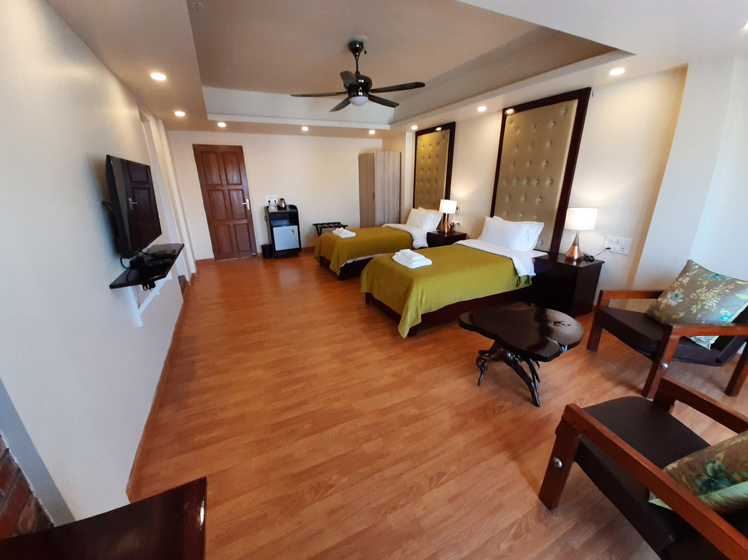 Shalom Farm House主图