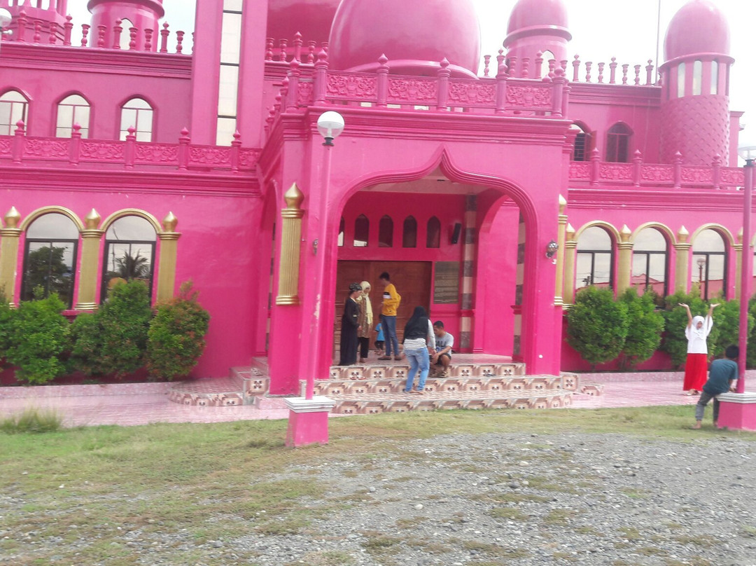 Masjid Dimaukom (Pink Mosque)-Datu Saudi Ampatuan必去景点