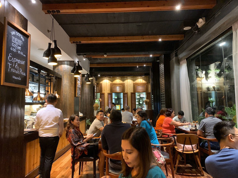 夸尔托酒店主图